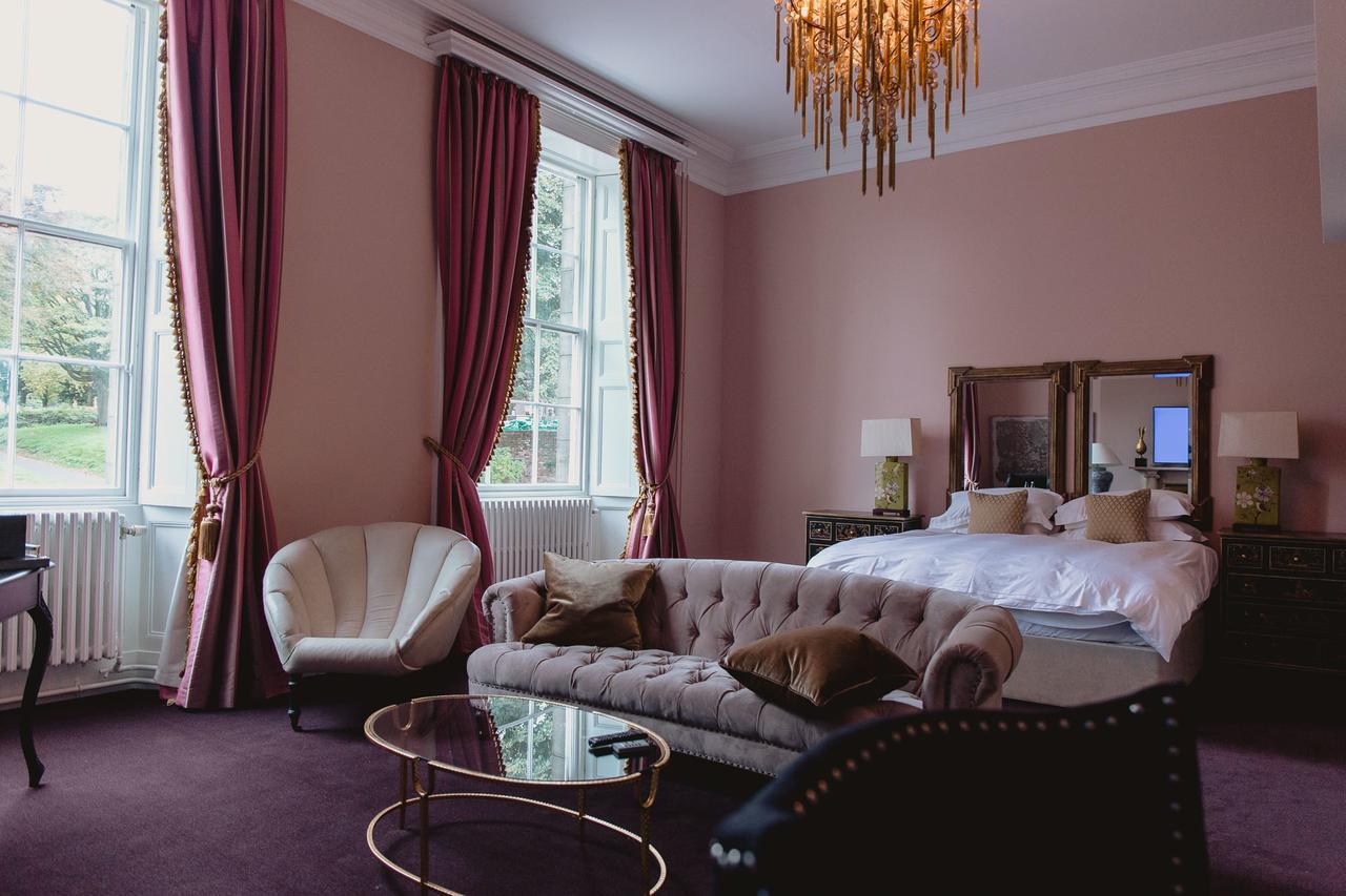 Haigh Hall Hotel Wigan Esterno foto